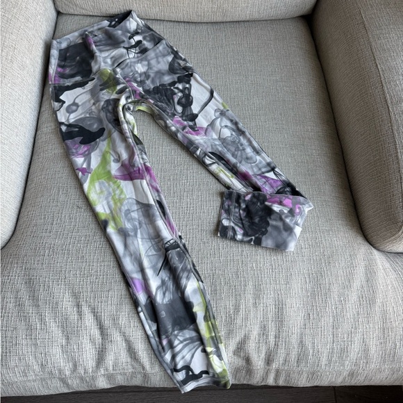 Lululemon Leggings - Picture 1 of 4